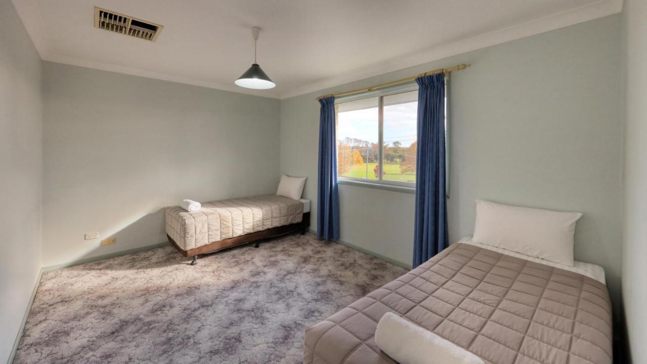 Cowra Motor Inn Exterior photo